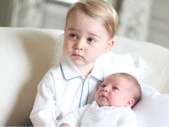 Nejroztomilejší sourozenci na světě: Princ George a princezna Charlotte!
