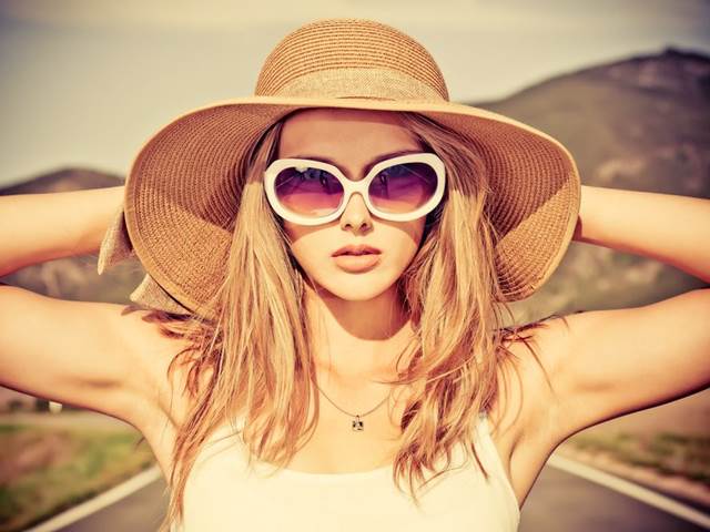 Sluneční brýle jsou víc než módní záležitost