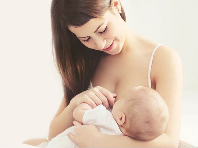 Co by měla každá maminka vědět o kojení