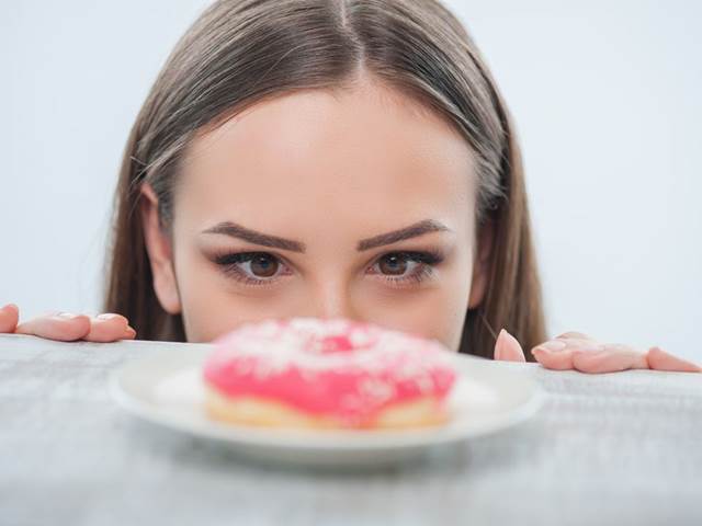 Nezdravé pokrmy v pubertě poškozují mozek a brzdí jeho vývoj