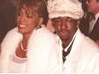 Whitney Houston s manželem Bobby Brownem a dcerou (říjen, 1998)