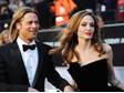 Oscar 2012: Angelina Jolie v černé róbě s asymetrickým výstřihem a extra dlouhým rozparkem od Ver...