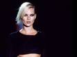 V modelingu stále frčí 'staré vykopávky': Kate Moss