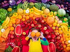 Děti, které pijí ovocné šťávy, se v dospělosti stravují zdravěji