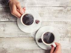 Kofein je tělu prospěšný. Nepijte ale víc než čtyři kávy denně