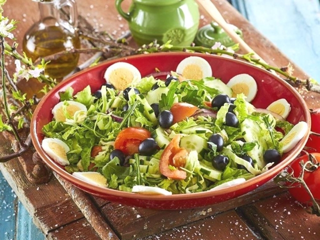 Řecký  zeleninový  salát                