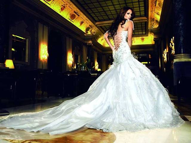 Svatební šaty za 3,5 milionu korun: Oblékla byste si je?