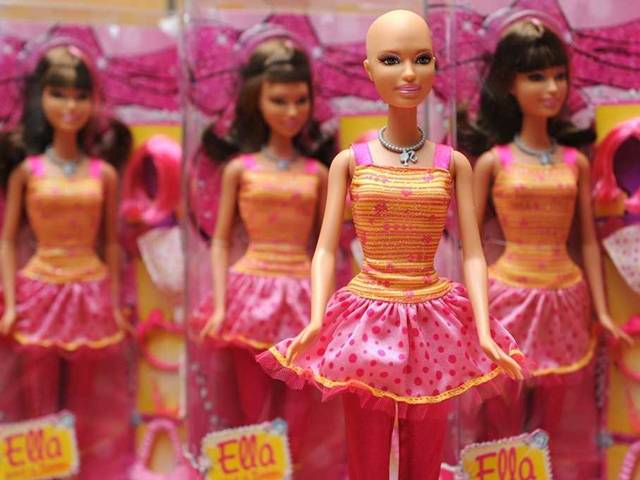 Holohlavé panenky Barbie: Mají snad děsit malé holčičky?! (FOTO)