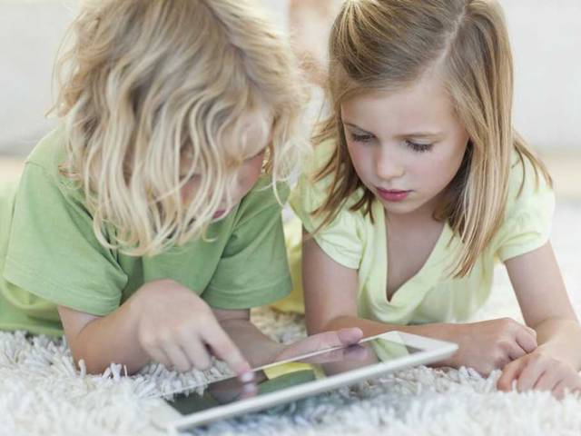 Co by mělo vaše dítě vědět, než si založí profil na internetu