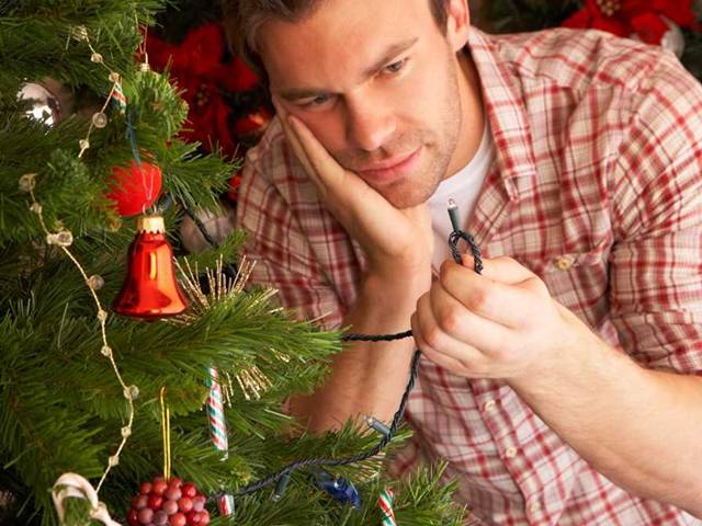 Smutná statistika: Polovina mužů zažívá kvůli Vánocům depresi!