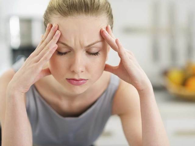 Bolest hlavy vs. migréna. Jak ji poznat a jak proti ní bojovat?