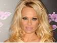 Herečka Pamela Anderson.