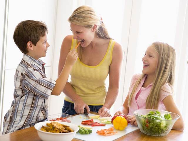 Propašovat dítěti do jídelníčku zeleninu vyžaduje správnou strategii