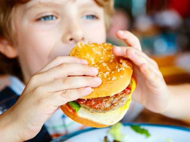 Tlusté dítě bude tlustý dospělý. Přerušte začarovaný kruh obezity