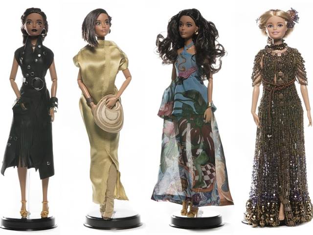 Návrháři již podruhé obléknou panenku Barbie a podpoří děti z Klokánků