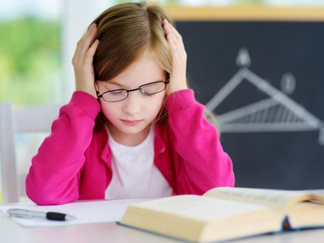 Děti se potýkají se stresem již ve škole. Jak se mu bránit