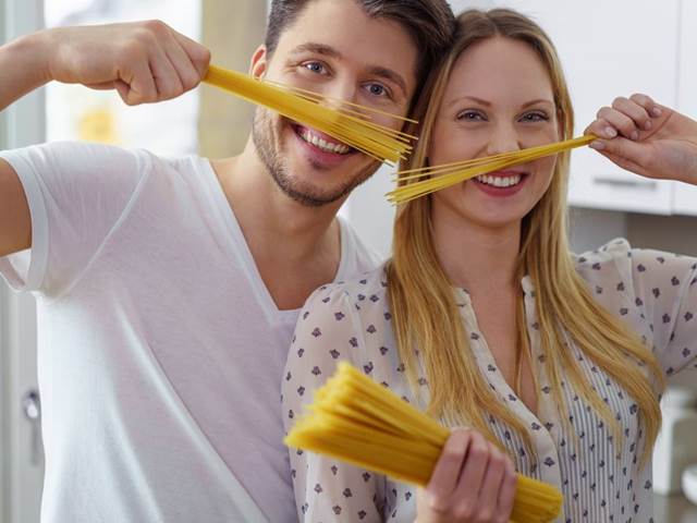 Důvody, proč jsou těstoviny dokonalé jídlo pro páry