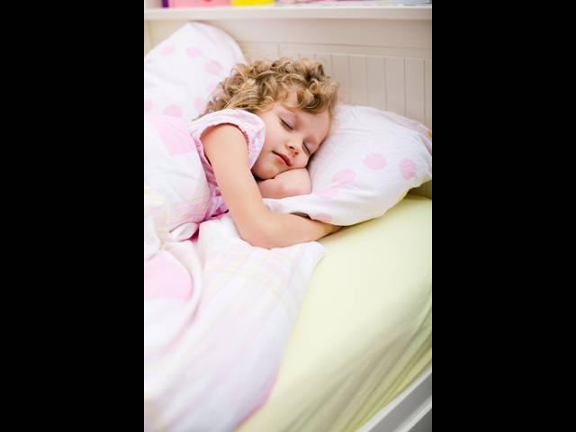 Cvičení pomáhá dětem usnout hlouběji a spát kvalitněji