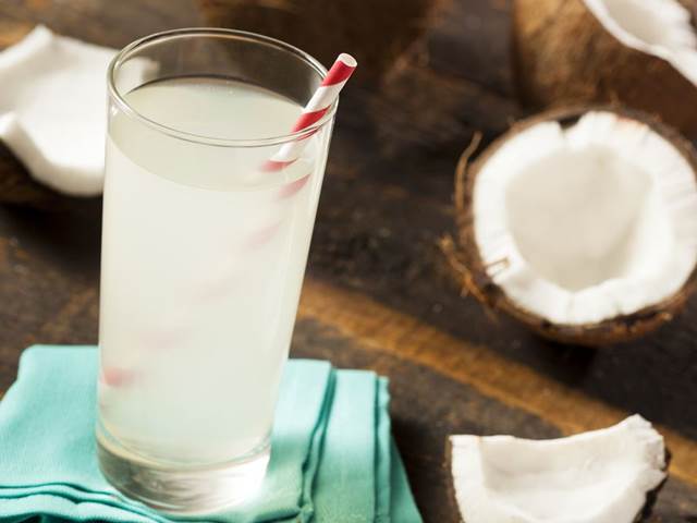 Kokosová voda je skvělým spojencem při hubnutí