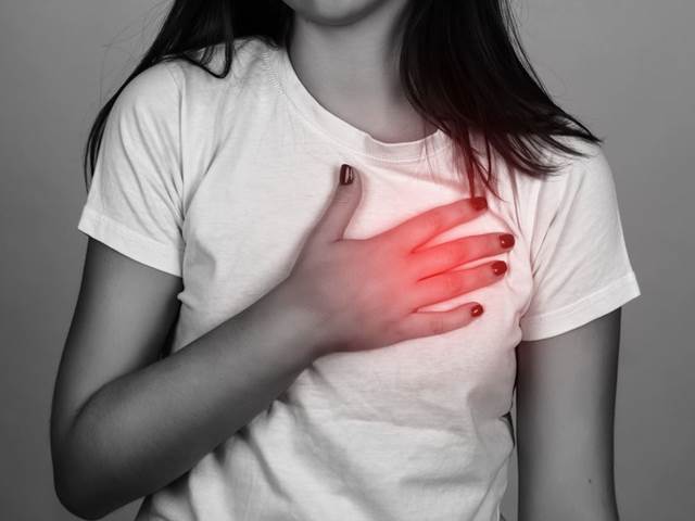 Lékaři podceňují infarkt u žen, protože ho považují za chorobu mužů