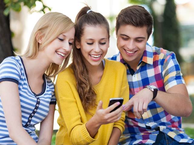 Radiace z mobilů může způsobit ztrátu paměti u teenagerů