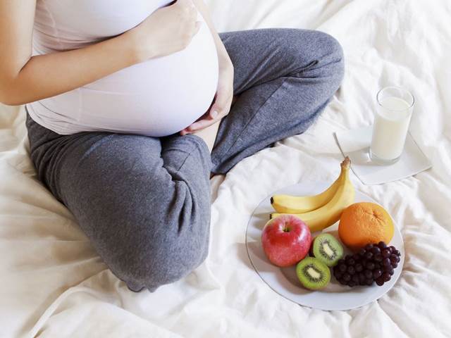 Kiwi jako správná těhotenská výživa. Proč prospěje vám i miminku