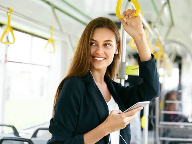 Neuvěřitelné ztráty a nálezy. Lidé zapomenou v autobusu i vlastní dítě