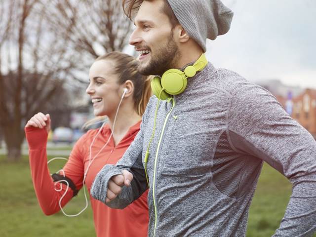 Sprint a běh jsou jako brzda stárnutí spolehlivější než posilování