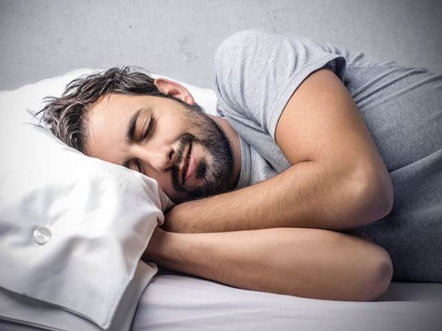 Večerní činnosti podporující kvalitní spánek