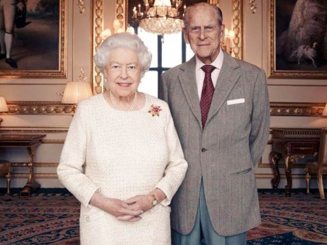 Král Jiří VI. byl zděšený, když princ Philip začal nadbíhat Alžbětě II.