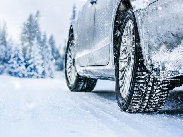 Zimní pneumatiky: Problémy na sněhu a mokru
