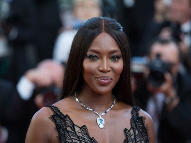 Naomi Campbell: Svého obočí se sama nedotknu, upravuje mi ho jediný člověk na světě