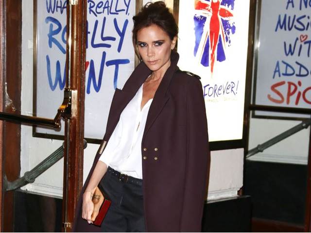 Victoria Beckham jako návrhářka krachuje, proto začala propouštět