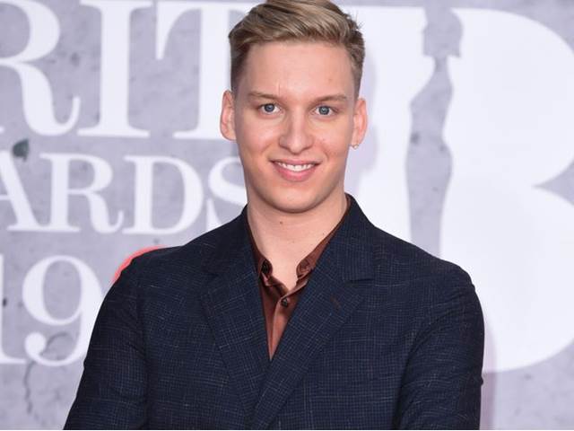 George Ezra pojídá denně česnek pro silnou imunitu