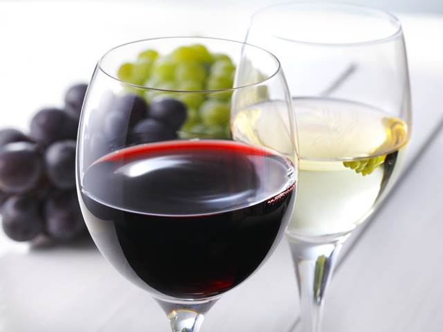 Přitažlivé výhody červeného vína