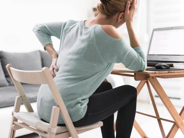 Vyhněte se na home office problémům s bolavými zády