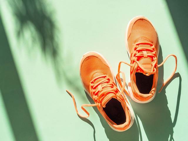 Módní a pohodlné – detailní pohled na dámské boty Skechers