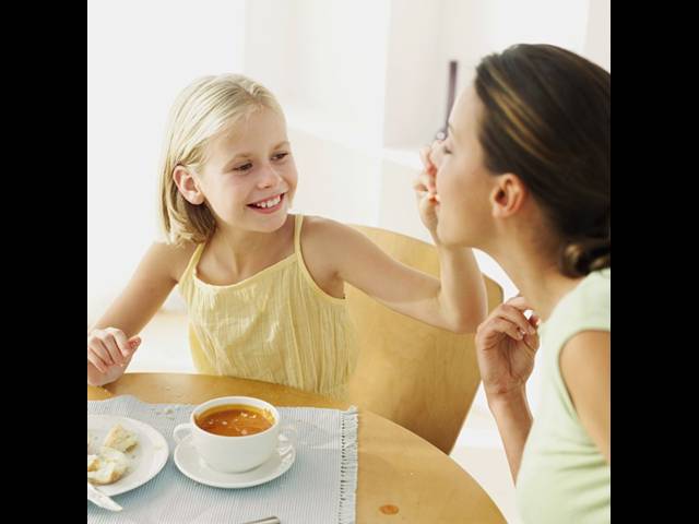 Naučte své dítě jíst zdravé věci