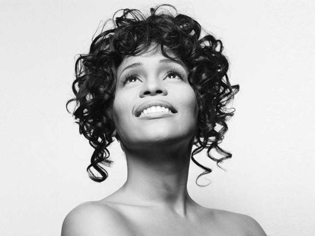 Vzestupy a pády Whitney Houston. Proč skončila tak tragicky?