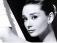 Drobná kráska Audrey Hepburn vynikala vždy perfektním držením těla.