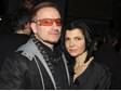Slavný rocker Bono Vox se ženil mladý a se svou manželkou žije šťastně dodnes. 