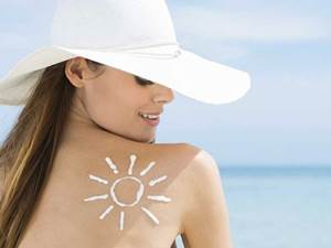 Vyhrajte 10x balíček produktů sluneční kosmetiky SUN od Dermacol