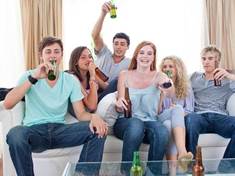 Alkohol u dospívajících nezvratně poškozuje učení a paměť