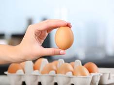 Vaječné skořápky jsou skvělým zdrojem vápníku. Najdete ho i v kapustě