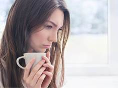 Na chronickou bolest je káva lepší než ibuprofen