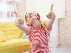 Hudba prospívá zdraví, prokázali vědci. Kdy pomůže nejvíce