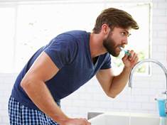 Pravidelné čištění zubů snižuje riziko rakoviny hltanu a jícnu