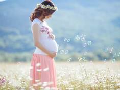 Vystavte se slunci i v těhotenství. Snížíte riziko astmatu u dítěte