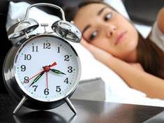 Jediná noc nedostatečného spánku narušuje metabolismus a způsobuje obezitu