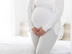 Těhotenská nepříjemnost: Jak zvládat únik moči
